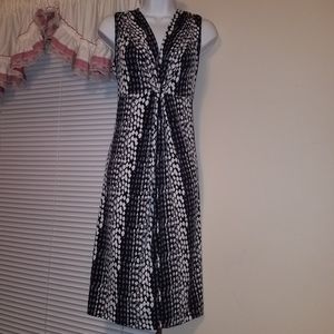 Worthington Sleeveless B/W Slinky Summer Sundress